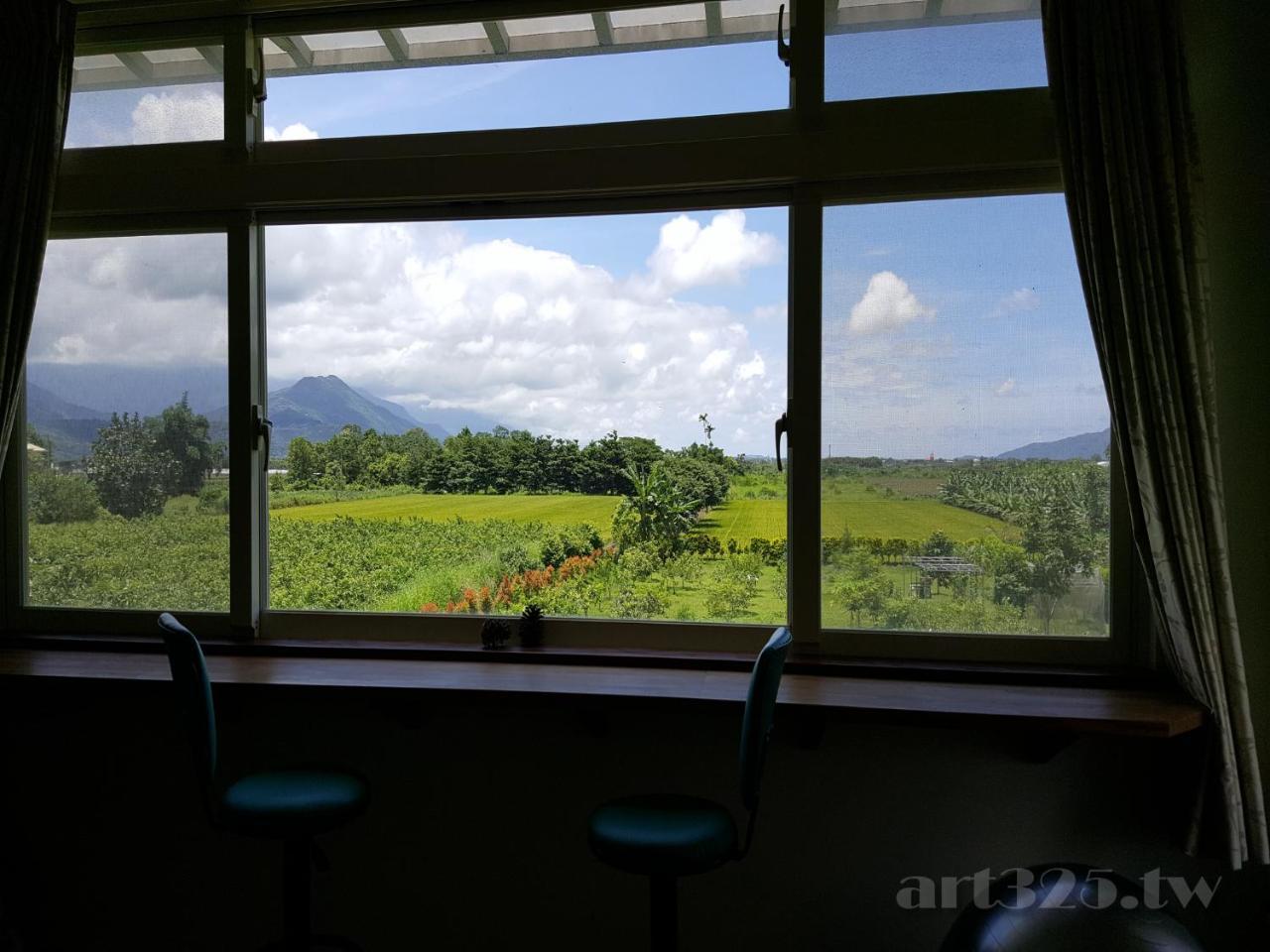 Yi Tian Homestay Fenglin Extérieur photo