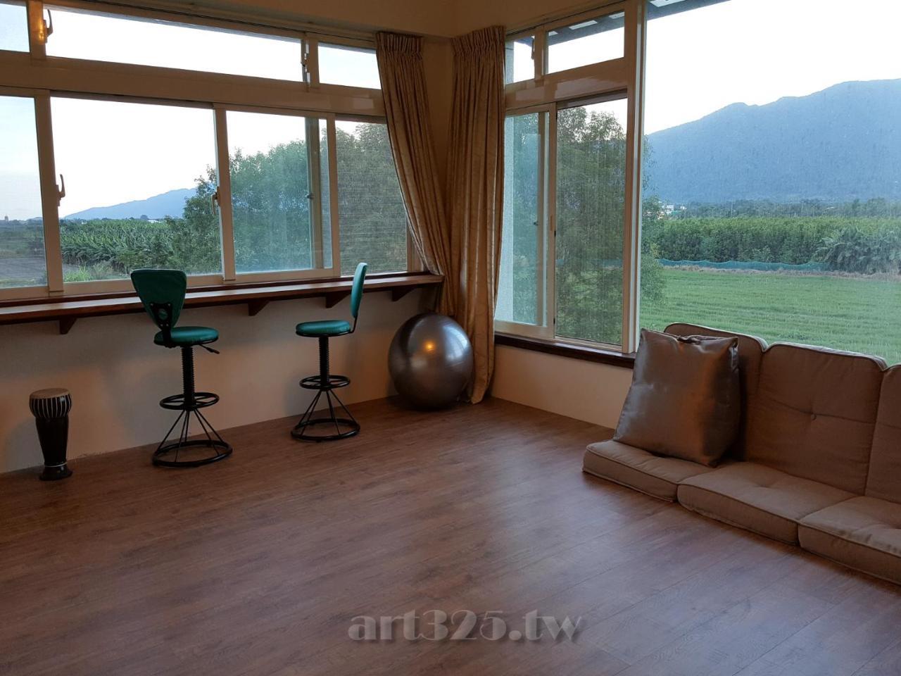 Yi Tian Homestay Fenglin Extérieur photo